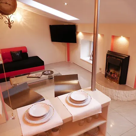Aurora Apartment